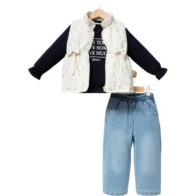 Girls’ set.