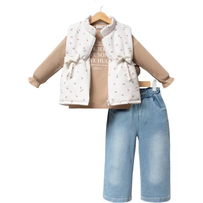Girls’ set.